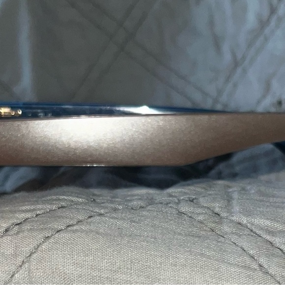 Womens Ray-Ban sunglasses. Can also be unisex. - Picture 2 of 5